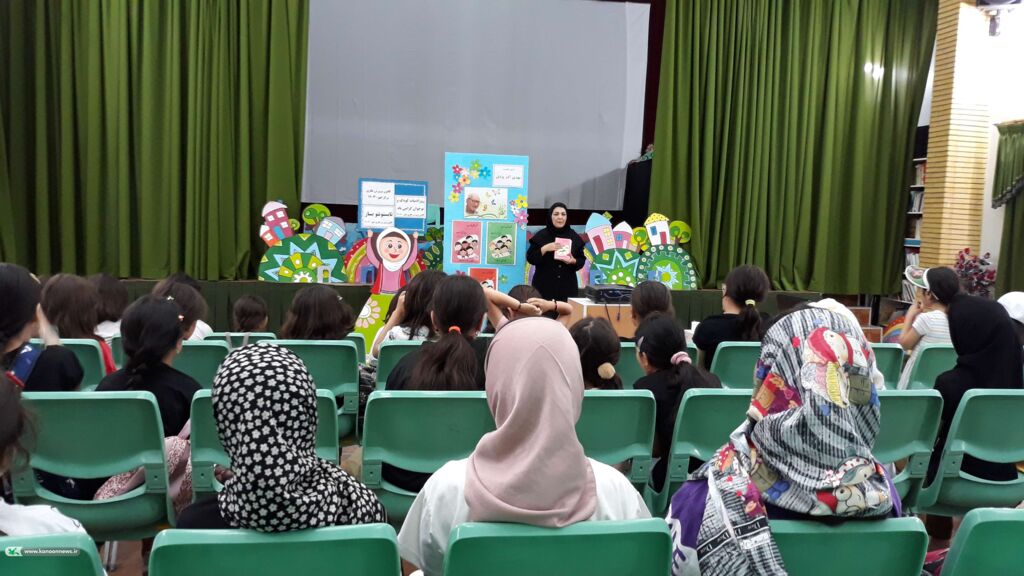 گرمیداشت روز ادبیات در مراکز کانون زنجان