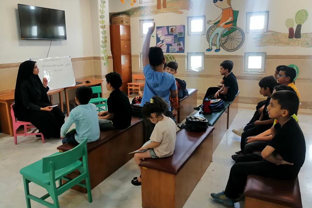 طرح کاهش آسیبهای اجتماعی در کانون قم کلید خورد