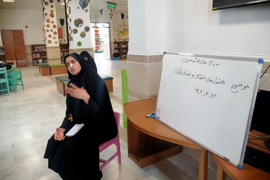 طرح کاهش آسیبهای اجتماعی در کانون قم کلید خورد