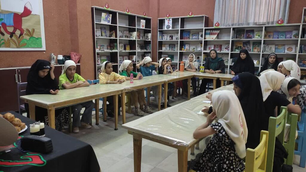 سوگواری حسینی در مرکز فرهنگی هنری کوی پلیس سوگواری حسینی در مرکز فرهنگی هنری کوی پلیس