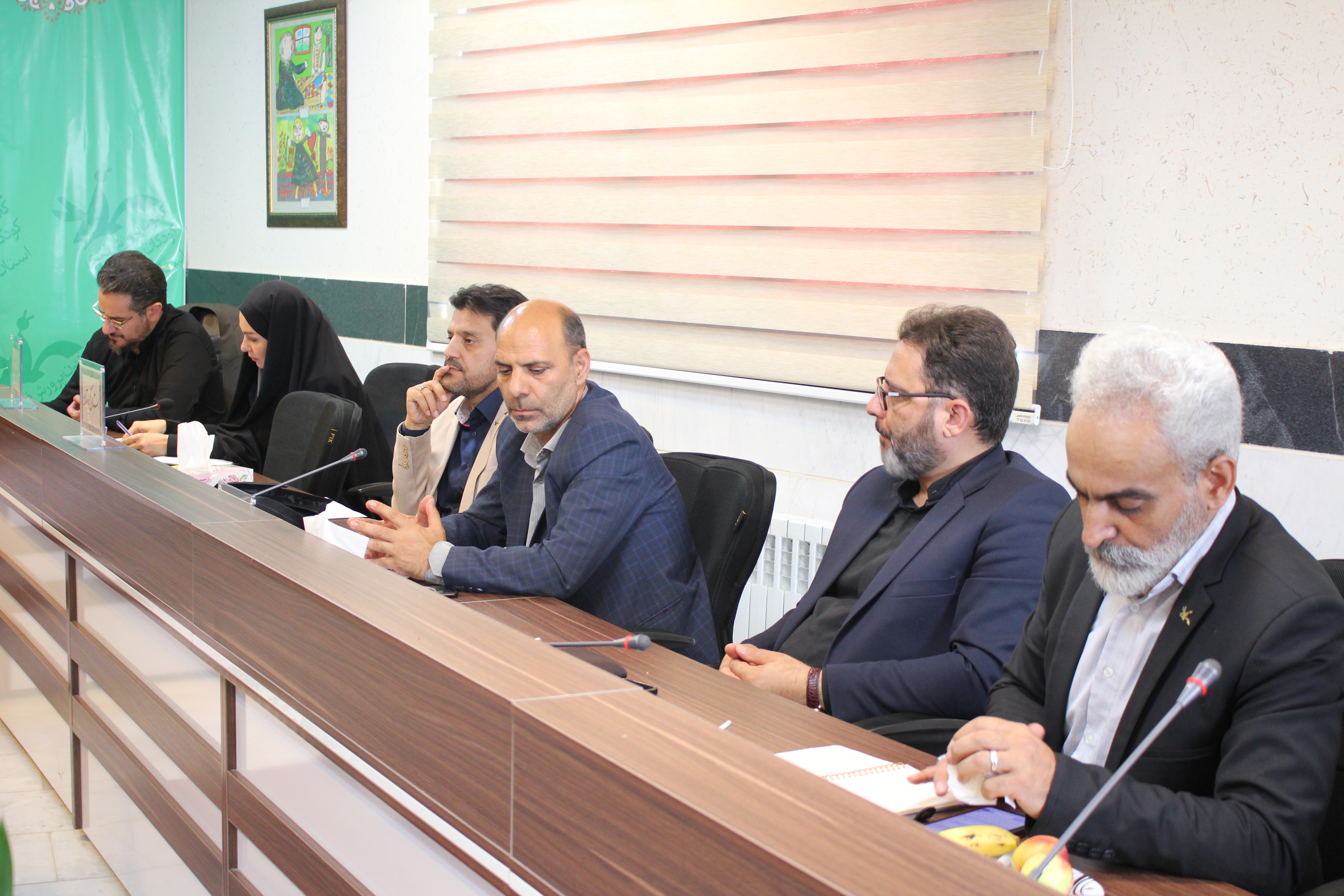 سومین نشست مدیران کل منطقه دو کانون کشور در اراک