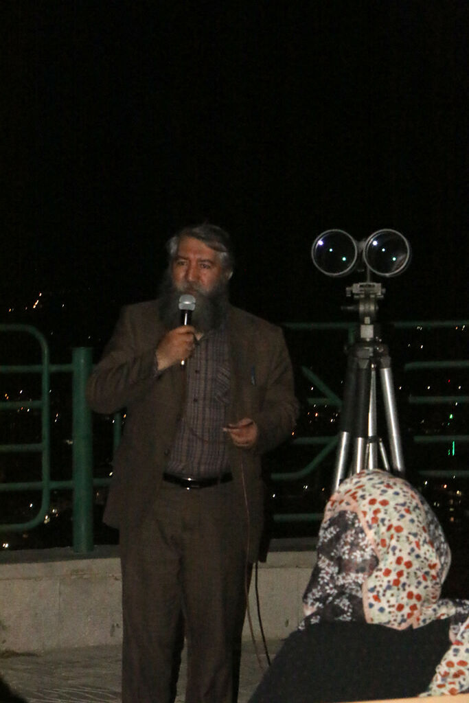 رصد طلوع ماه توسط کودکان و نوجوانان شهرکرد