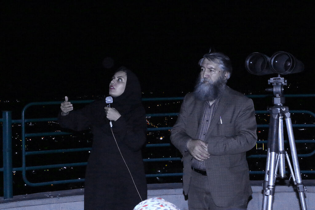 رصد طلوع ماه توسط کودکان و نوجوانان شهرکرد