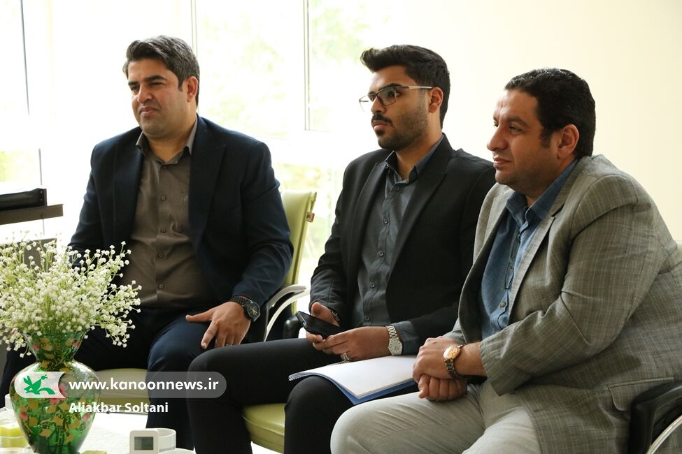 اعضای کانون آموزشهای هوافضایی میبینند