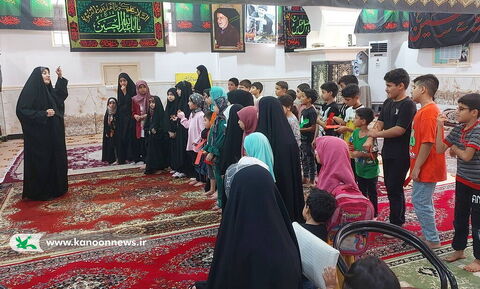 روزهای پر شور و حرارت کودکان روستا با کتابخانه های سیار کانون استان بوشهر