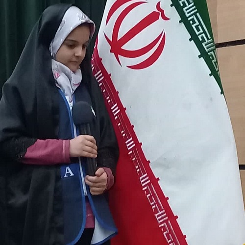 هرچه دارم اول از لطف خدا دارم بعد مادرم