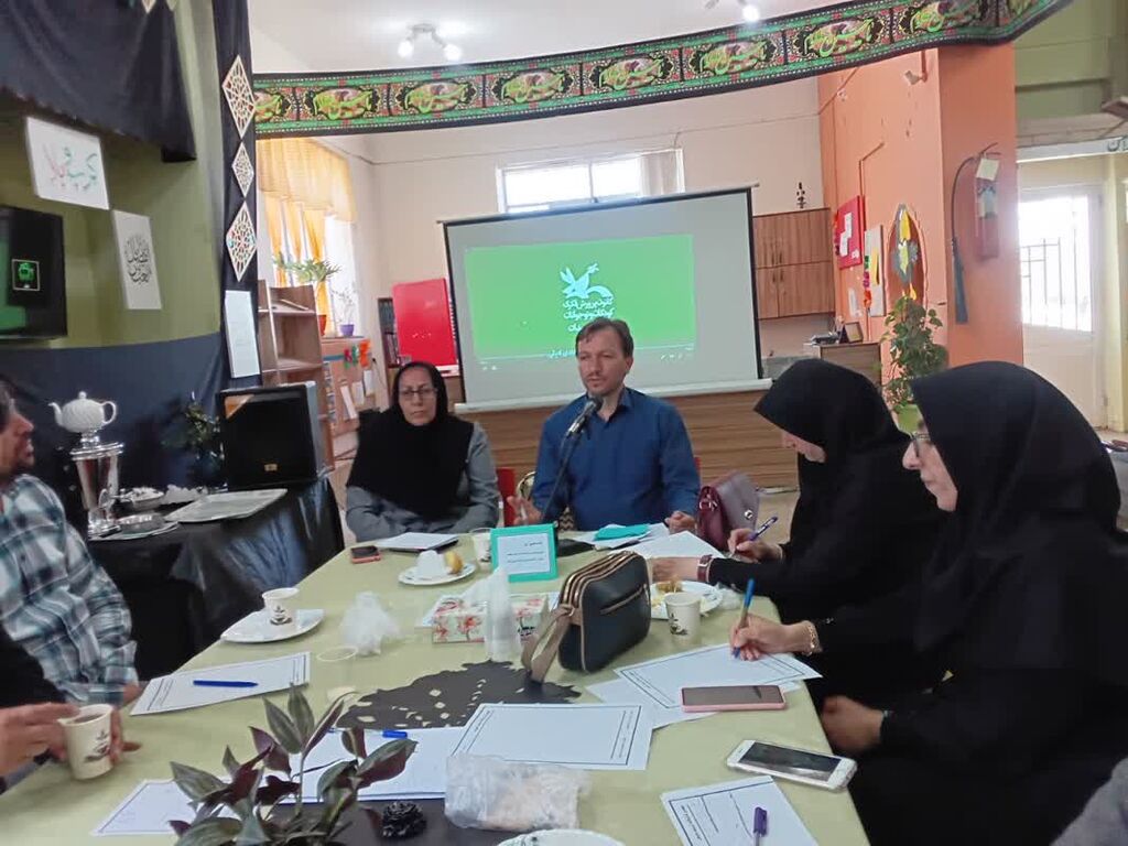 برگزاری هفتمین دوره تربیت مربی کانون در مرکز 4 همدان