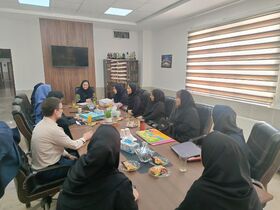 نشست تبادل تجربیات مربیان هنری کانون البررز برگزار شد