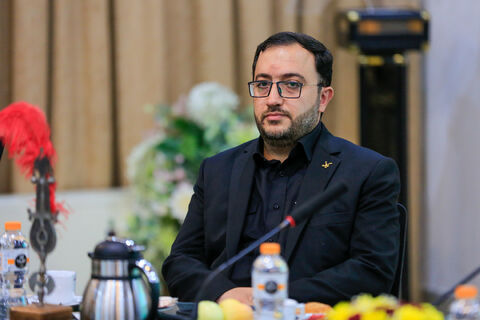 ضیافت شاعرانه و تجلیل از برگزیدگان باشگاه قاف