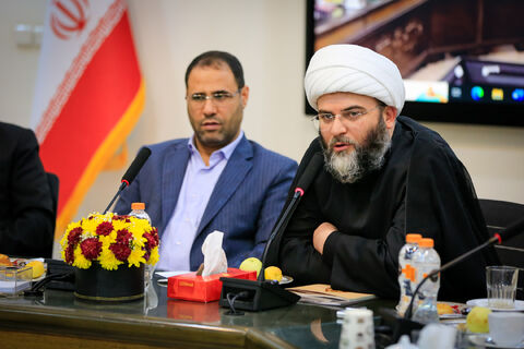 ضیافت شاعرانه و تجلیل از برگزیدگان باشگاه قاف