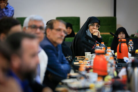 ضیافت شاعرانه و تجلیل از برگزیدگان باشگاه قاف