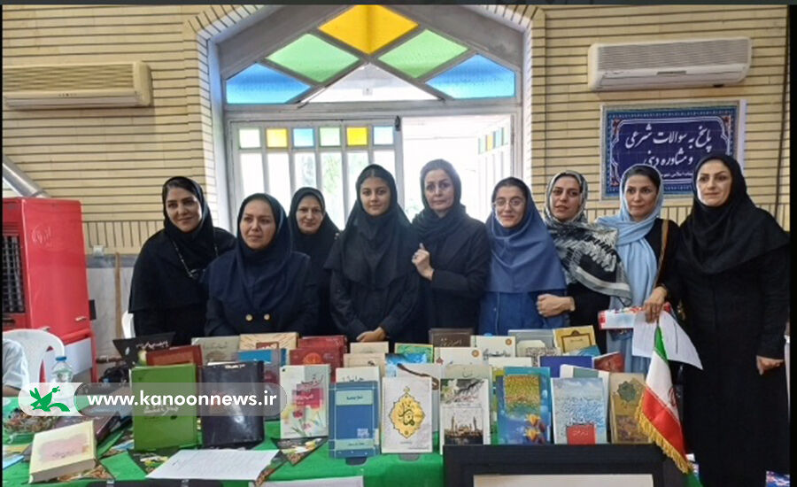 کانونیها در برگزاری آیینی عبادیسیاسی نقشآفرینشدند/  شرکت در نماز جمعه تا اجرای فعالیتهای فرهنگی و هنری