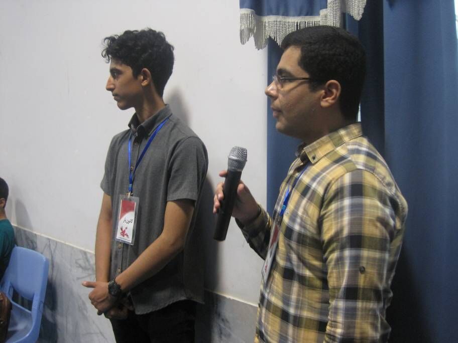 دومین نشست ادبی «دوپنجره» استانی با مشارکت  مراکز  نیریز و استهبان