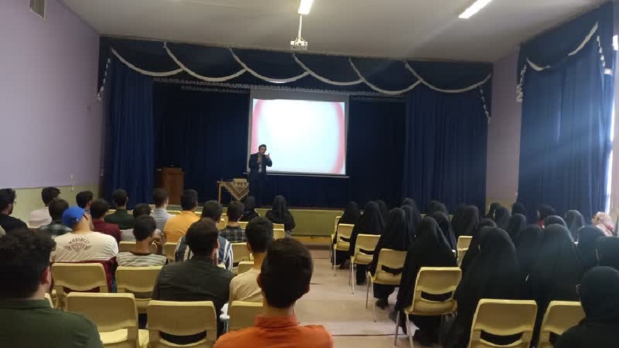 اولین برنامه آگاه سازی "CEPA" برای حفاظت واحیاءتالاب هادر مرکز ورزنه برگزار شد