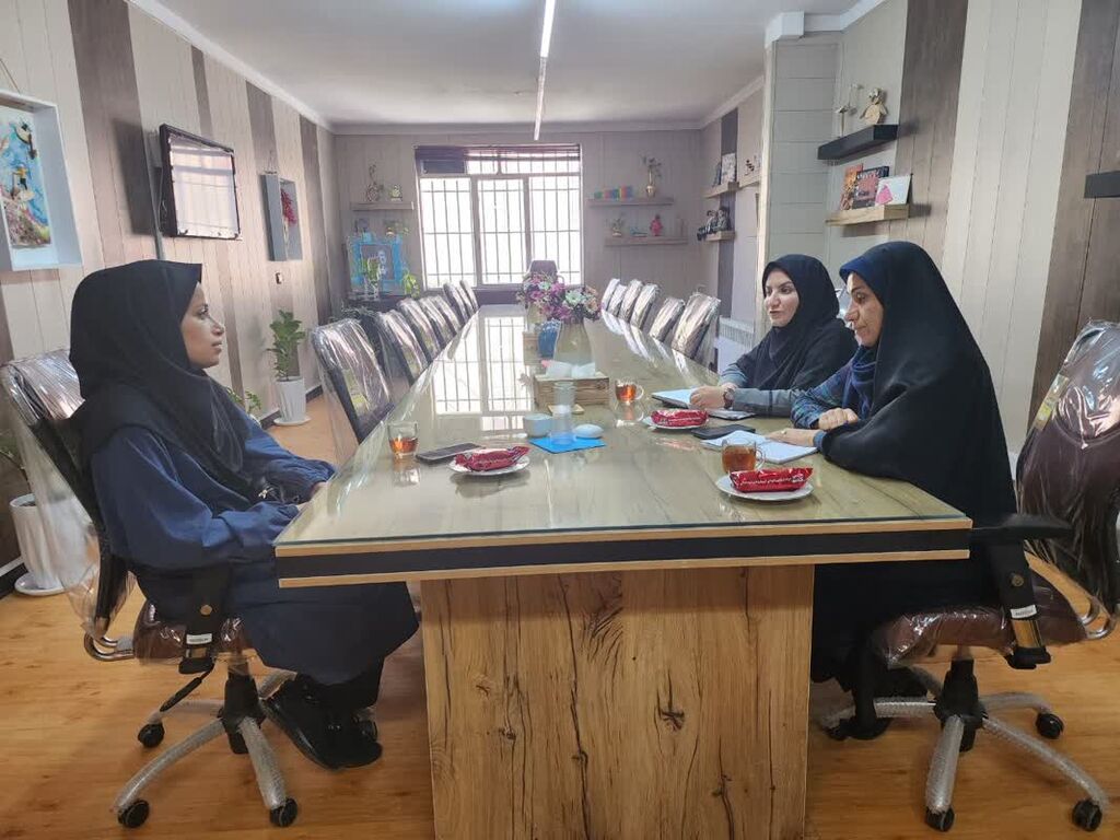 نقشآفرینی نوجوانان کانون همدان در برنامه رادیویی جوانههای الوند