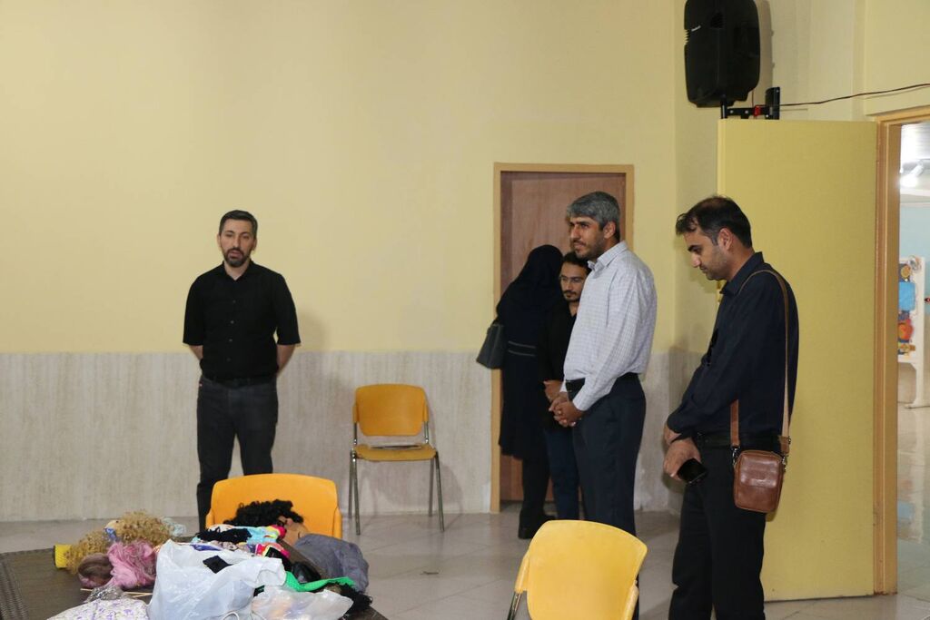 بازدید مدیرکل آفرینشهای ادبی و هنری از «دوره سفیر آرزومندی» کانون فارس