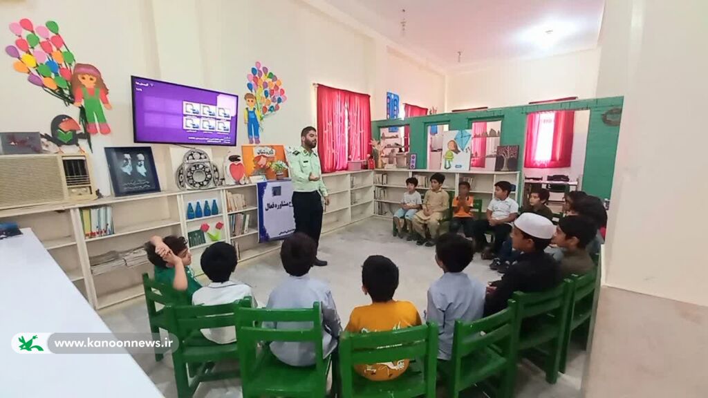 آشنایی اعضای کانون پرورش فکری سیستان و بلوچستان با آسیبهای اجتماعی و قوانین راهنمایی و رانندگی