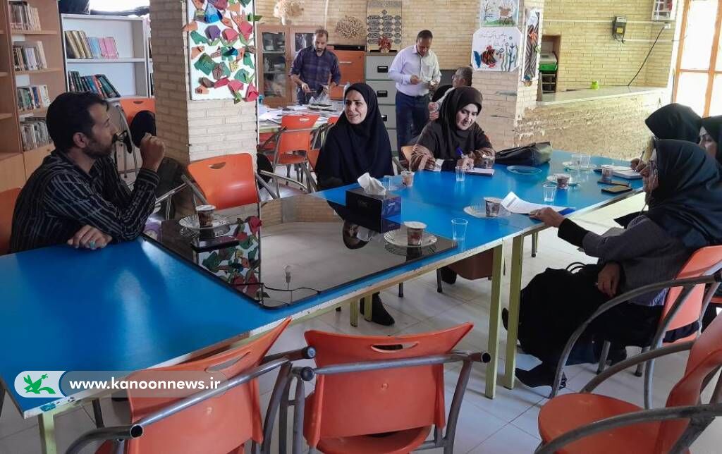 بازدید کارشناسان کانون کرمان از مراکز فرهنگیهنری