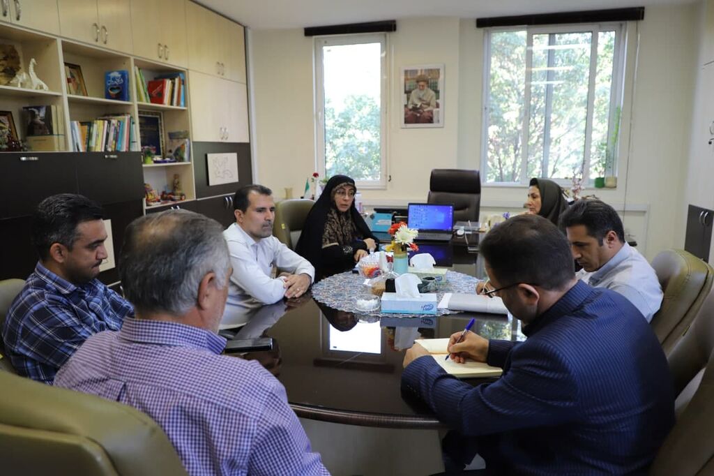 شورای عمرانی کانون استان با حضور نمایندگان سازمان برنامه و بودجه برگزار شد.