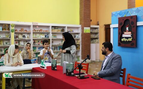 چند نما از برگزاری یازدهمین نشست «کتاب‌چای» در مجتمع فرهنگی و هنری کانون استان قزوین