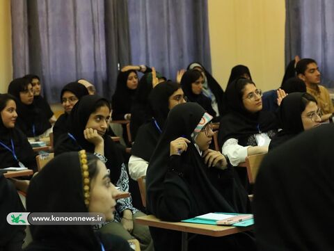 کارگاه«جستارنویسی» و «داستاننویسی » در نخستین روز اردوی باشگاه قاف