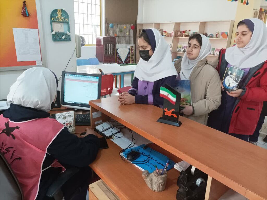 باشگاه کتابخوانی کانون کرمانشاه بهعنوان برترین در کشور