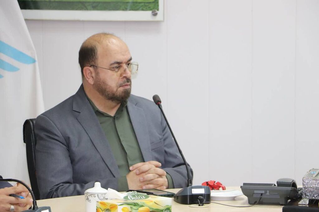 نشست هم اندیشی معاون کانون پرورش فکری با رئیس دانشگاه آزاد علیآبادکتول