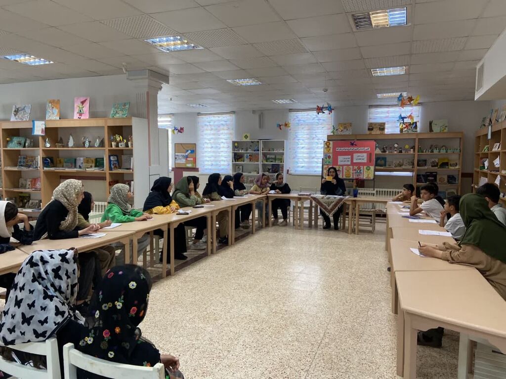 «پنجرهای رو به آشنایی»