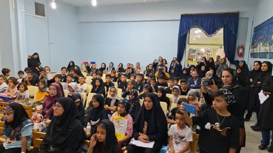 "عارفانه های عاشورا "بامیزبانی مرکز شماره ۱۳ و همراهی مراکز شماره هفت و یک