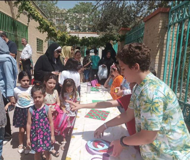 اعضا و والدین مرکز شماره ۳۸ کانون تهران با «بازی دونه» آشنا شدند