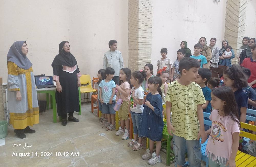 اعضا و والدین مرکز شماره ۳۸ کانون تهران با «بازی دونه» آشنا شدند