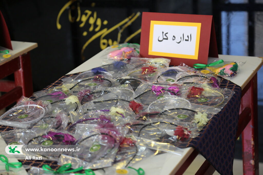 ۲۰۰۰ دست سازه ی حسینی اعضا کانون استان بوشهر در راه اربعین