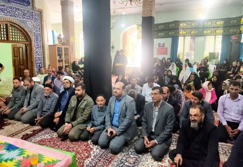 همایش دختران آفتاب-مرکزی همایش دختران آفتاب در شهرستان فراهان