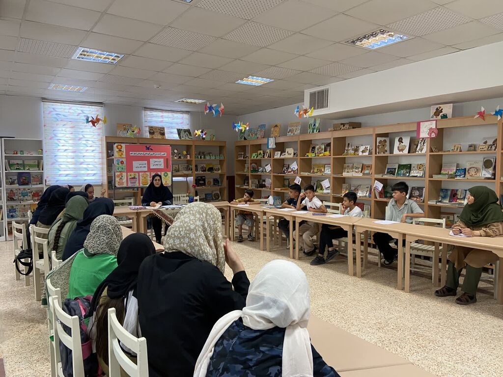 «پنجرهای رو به آشنایی»