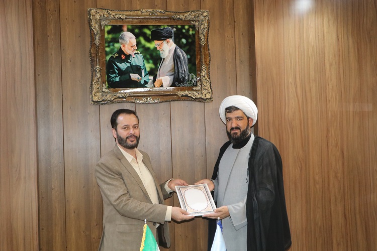 آیین تجلیل از خبرنگاران و اصحاب رسانه در کانون استان اصفهان