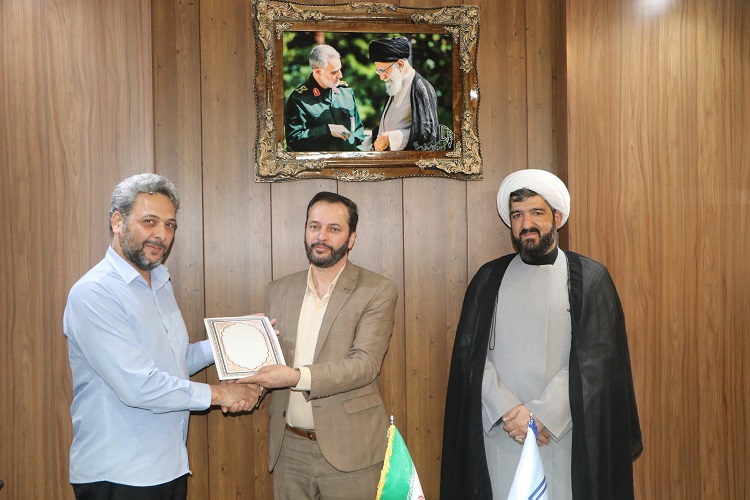 آیین تجلیل از خبرنگاران و اصحاب رسانه در کانون استان اصفهان