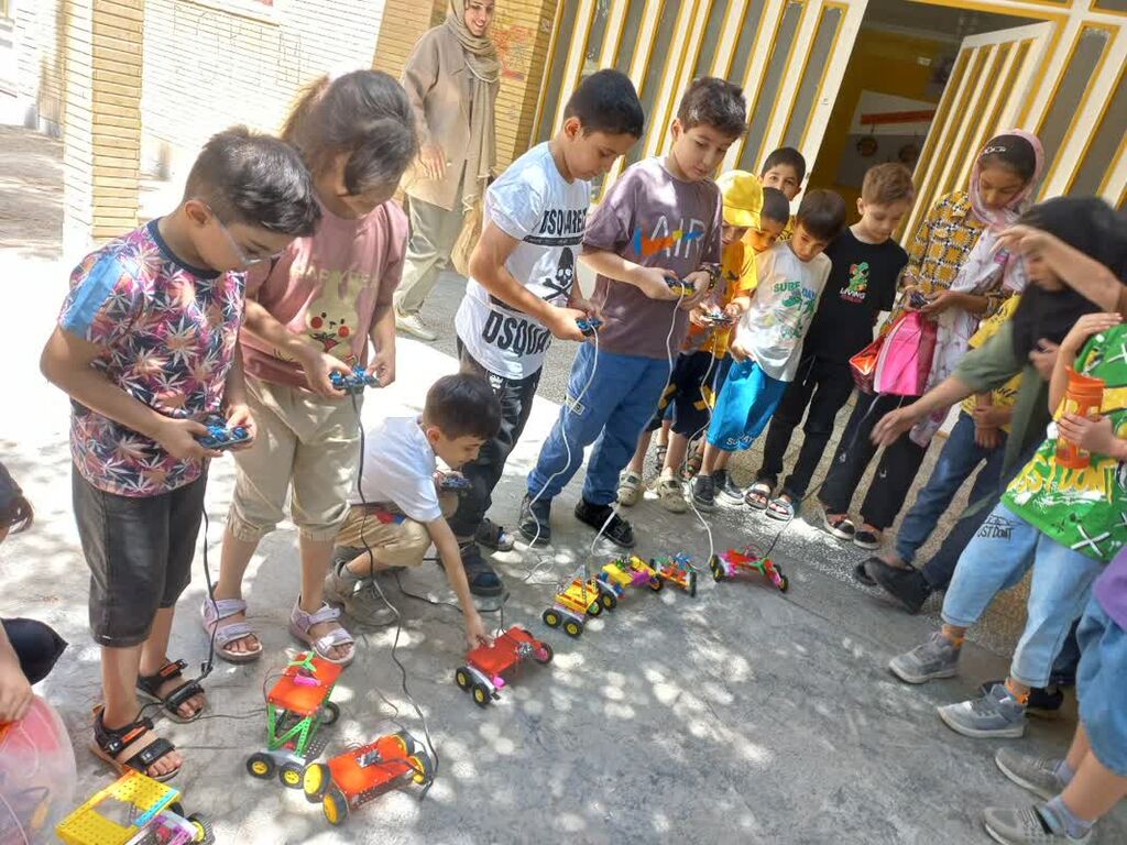 کارگاه رباتیک، پرطرفدار در مراکز کانون همدان