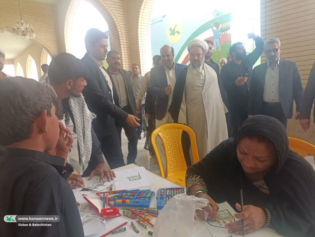بازدید نماینده ولی فقیه در سیستان و بلوچستان از فعالیتهای کانون در مرز میرجاوه