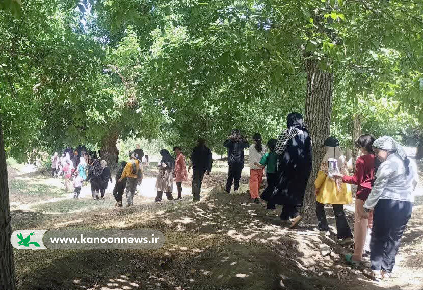 اردو پررنگترین تجربه تابستان در دفتر خاطرات کودکان و نوجوانان دختر ابرکوه رقم خورد