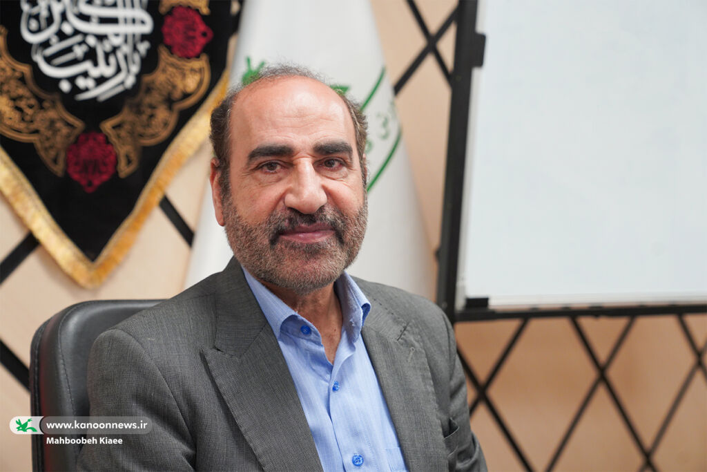 سبک زندگی امام حسین(ع) افقهای تازهای برای ما باز میکند امام محبوب و دانشورمان، سیدالشهدای انقلاب اسلامی شد