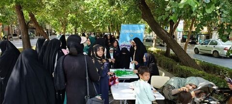 فعالیت های مراکز اردستان شماره ۲ ، خمینی شهر و حبییب آباد در مهرواره " آب زلال از نور بگو " به روایت تصویر