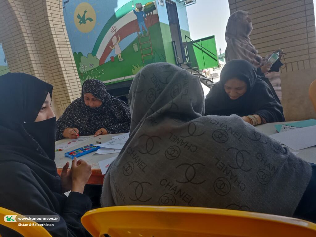 وقتی فعالیتهای کانون کودک درون زائران پاکستانی اربعین را شکوفا میکند