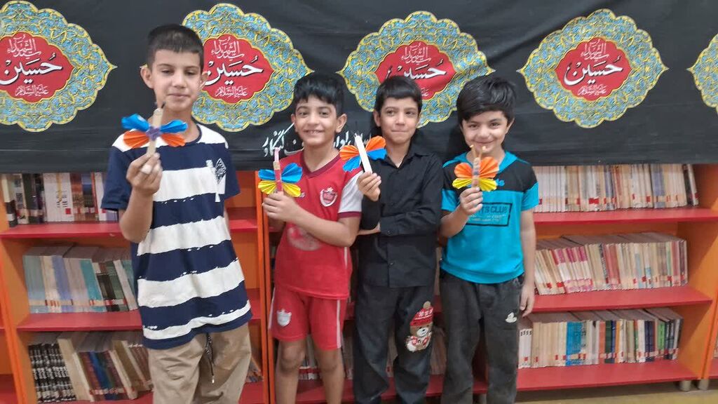 ساخت بیش از ۲۰۰۰ دستسازه اربعینی در مرکز کنگاور