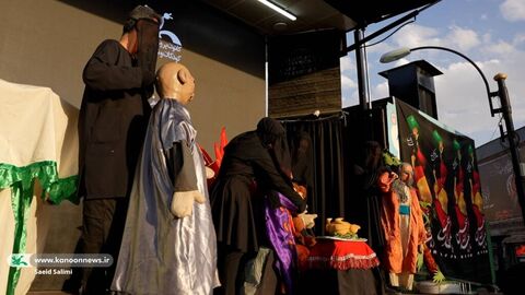 روز اول اجرای تماشاخانه تریلی سیار با نمایش «مشکهای خالی» در استان زنجان