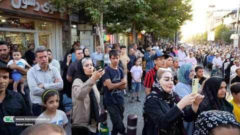 روز اول اجرای تماشاخانه تریلی سیار با نمایش «مشکهای خالی» در استان زنجان