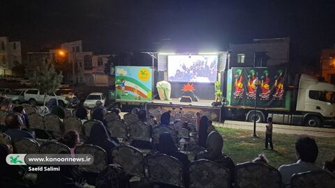 روز اول اجرای تماشاخانه تریلی سیار با نمایش «مشکهای خالی» در استان زنجان