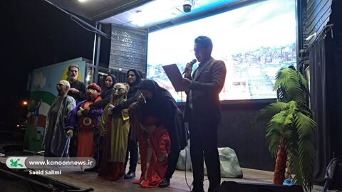 روز اول اجرای تماشاخانه تریلی سیار با نمایش «مشکهای خالی» در استان زنجان