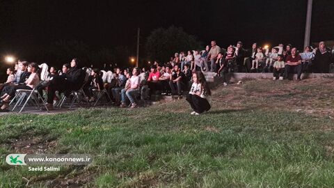 روز اول اجرای تماشاخانه تریلی سیار با نمایش «مشکهای خالی» در استان زنجان