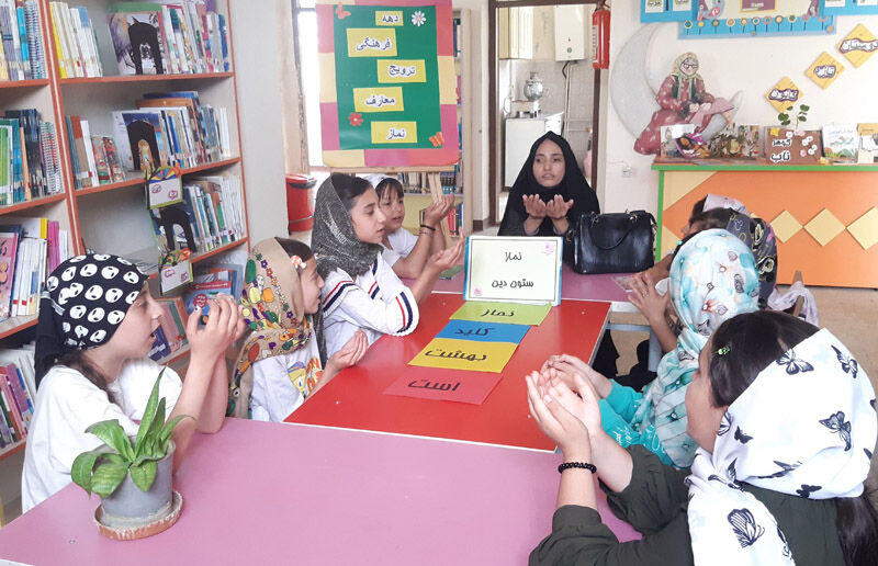 برنامههای گرامیداشت دهه ترویج نماز در مراکز کانون استان اردبیل اجرا شد