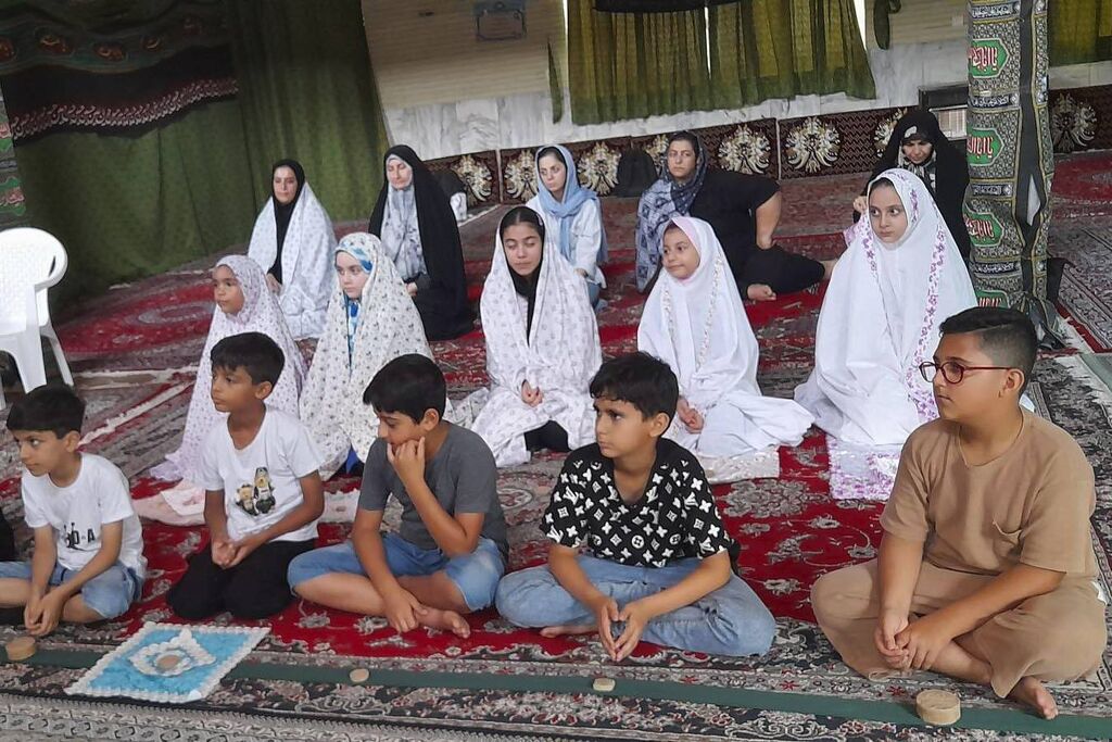 آموزش نماز در کانون پرورش فکری شماره سه چالوس